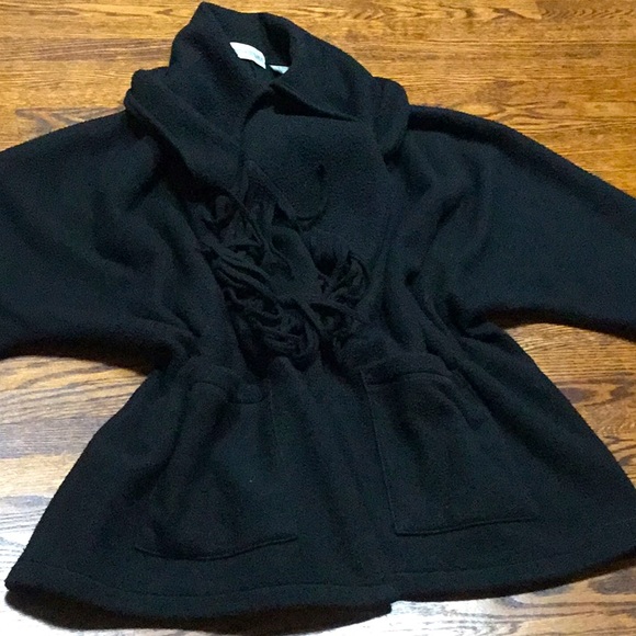 Black Fleece Oversized Jacket With Fringe scarf 🧣 attached! - Picture 1 of 5